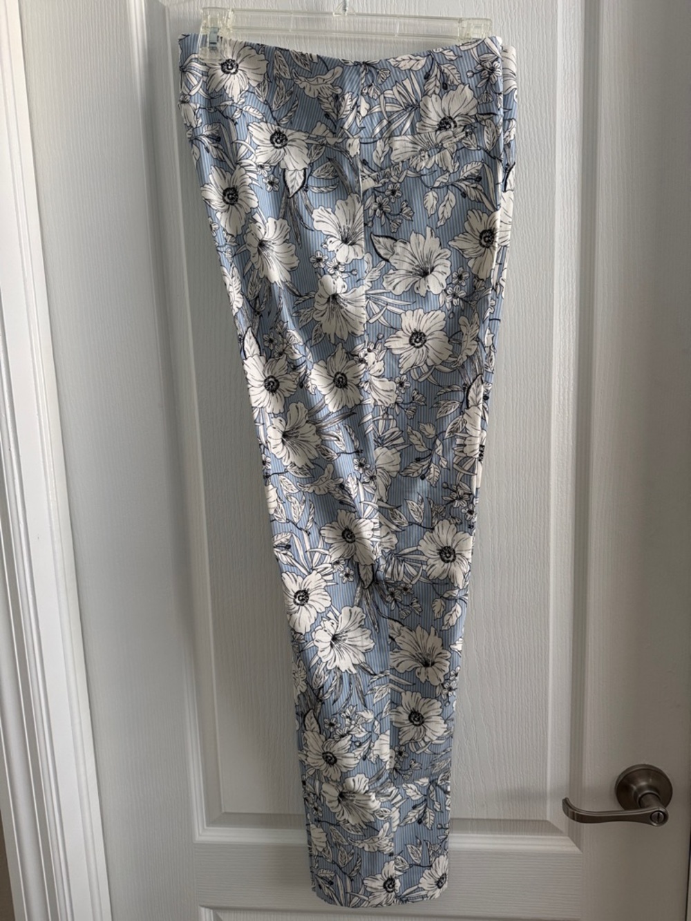 Attyre Black and White Print Pants-12